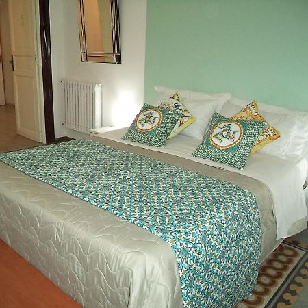 Locami Palermo Centro Rooms Luaran gambar