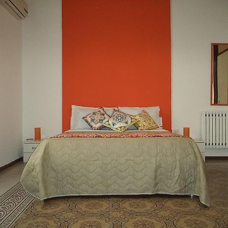 Locami Palermo Centro Rooms Luaran gambar