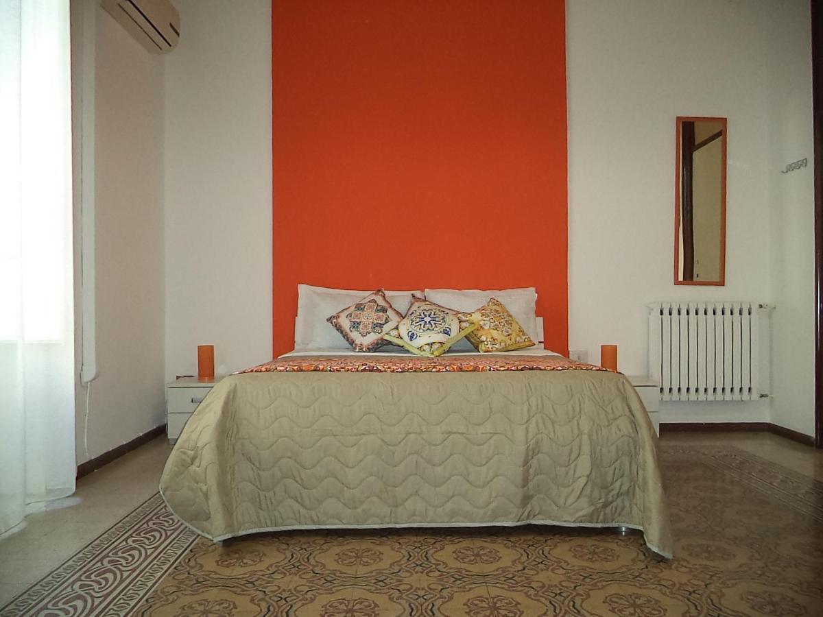 Locami Palermo Centro Rooms Luaran gambar
