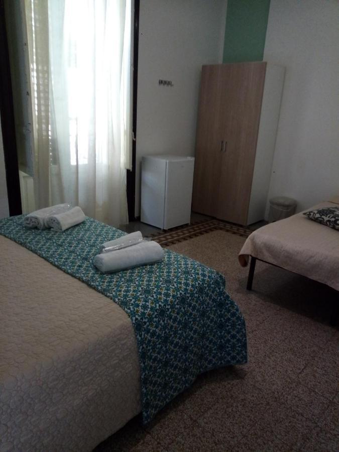 Locami Palermo Centro Rooms Luaran gambar