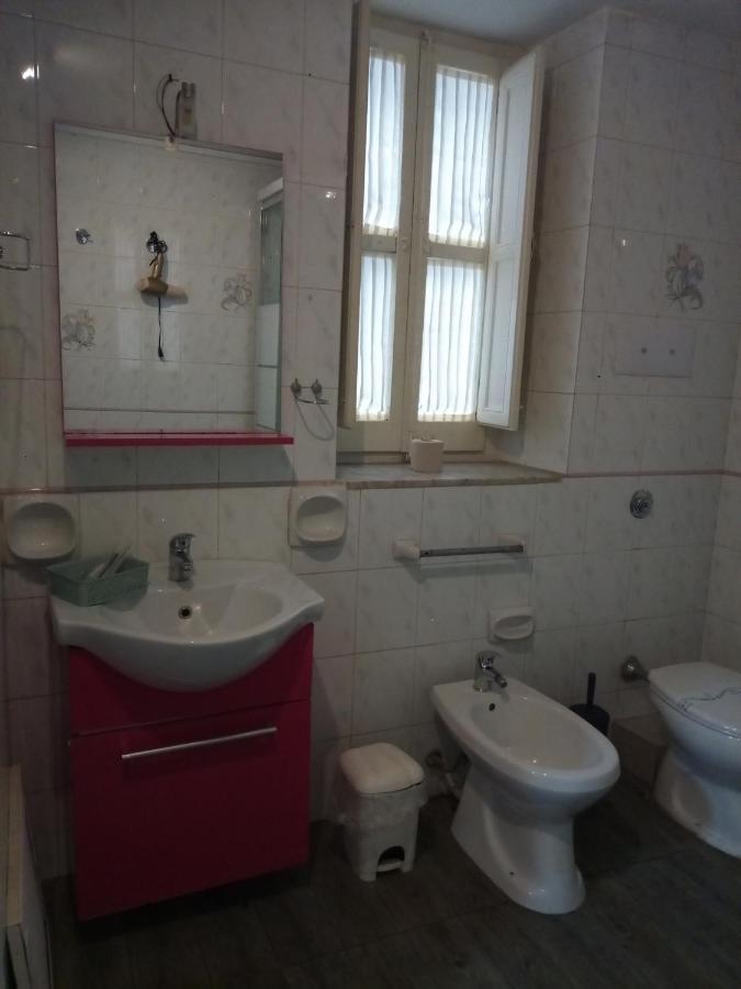 Locami Palermo Centro Rooms Luaran gambar